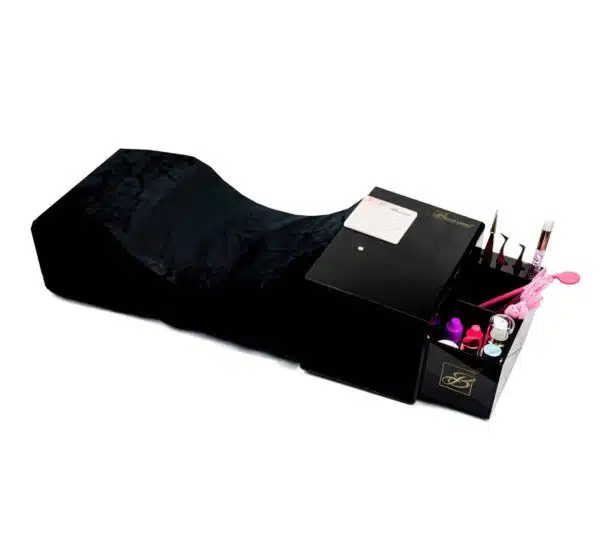 LASH PILLOW + DISPLAY